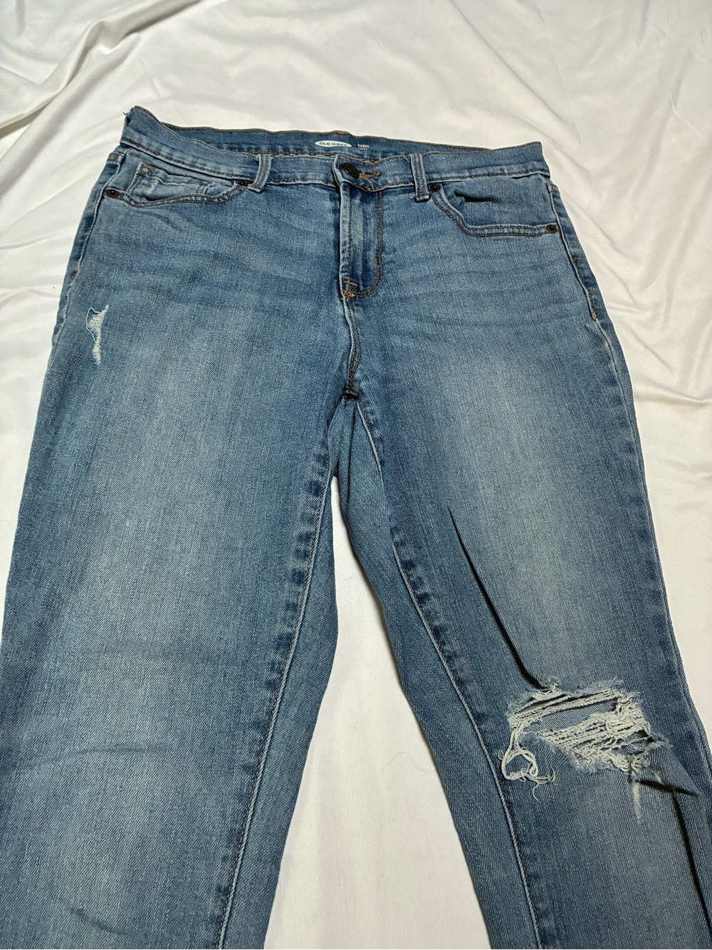 Old Navy Women’s High Rise Distressed Blue Jeans Size 6 - Picture 6 of 10